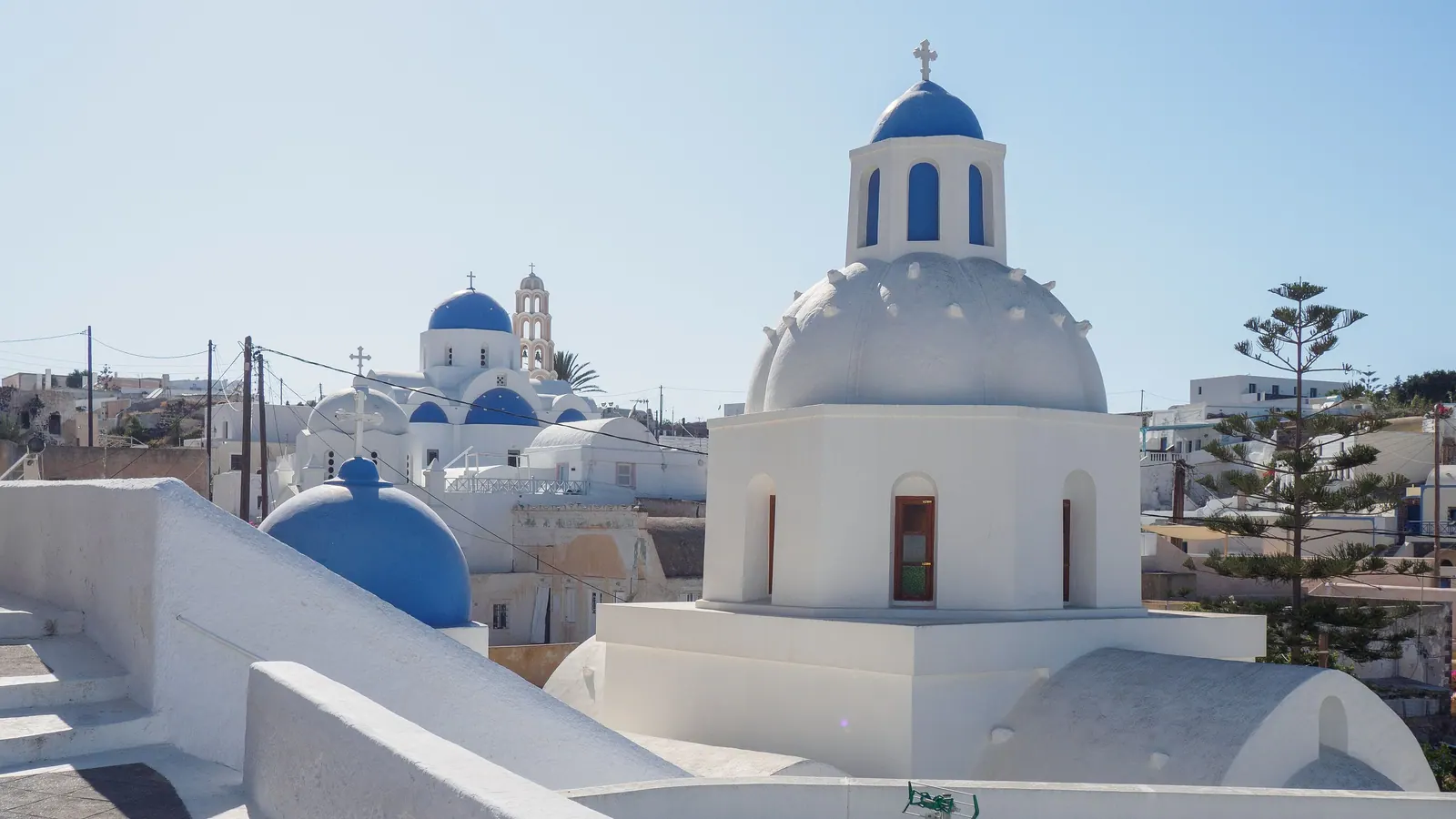 Messaria with the dome of Saint Spyridon, the main road through the village